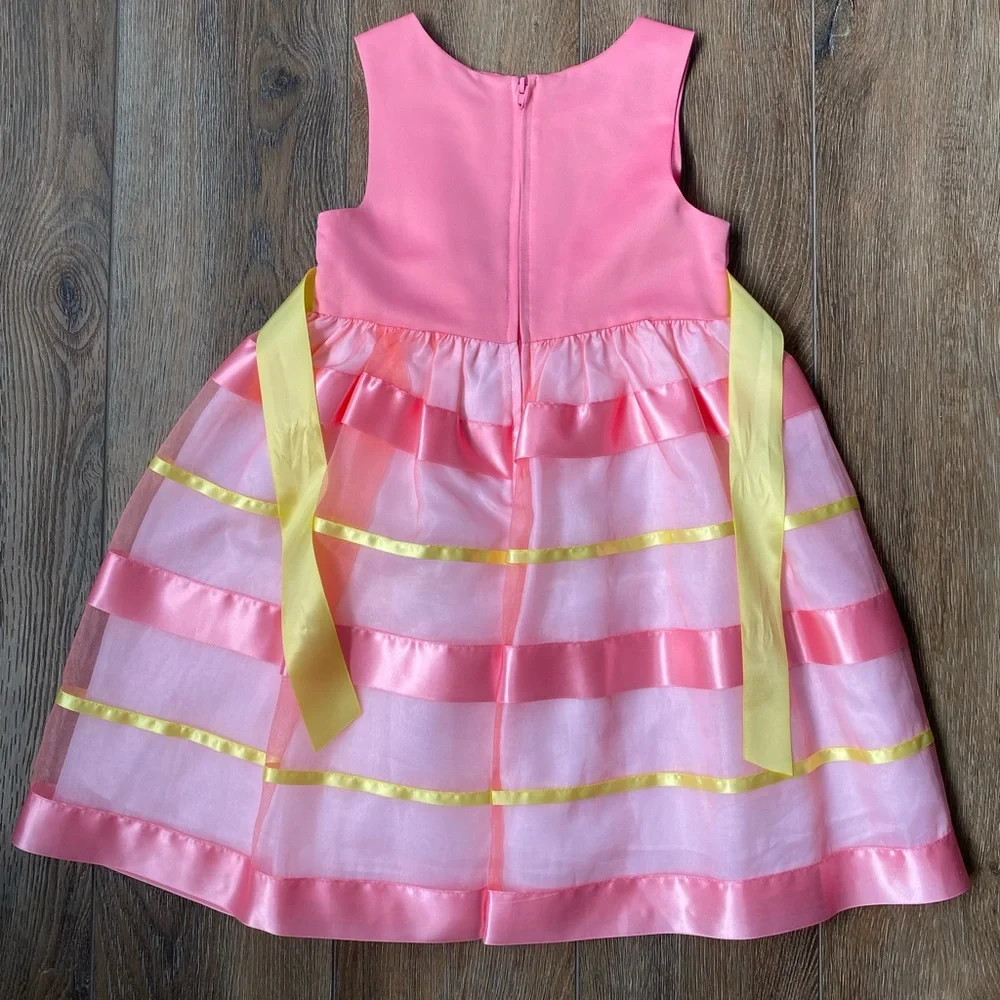 Girl party dress size 5 - Picture 2 of 5
